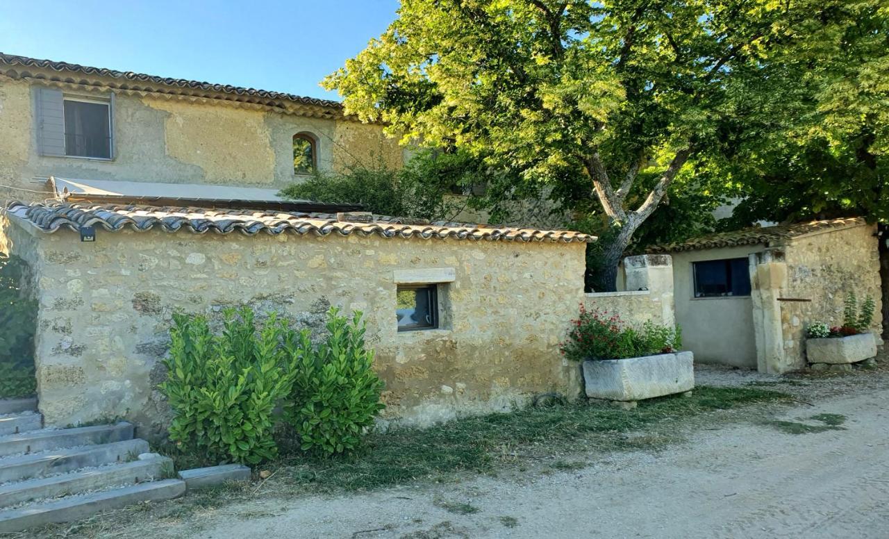 Bastide Bellugue Maison d'hôtes à La Ferme à 3 minutes de Lourmarin Bed and Breakfast Cadenet Esterno foto